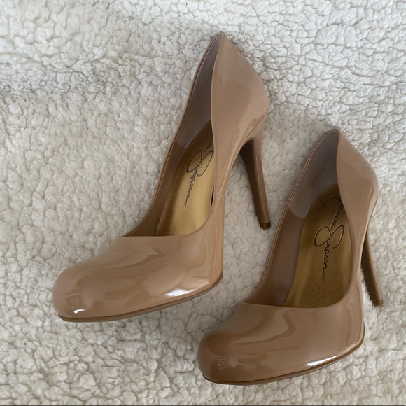 NWOT Jessica Simpson Nude Brand New Heels - Picture 1 of 6